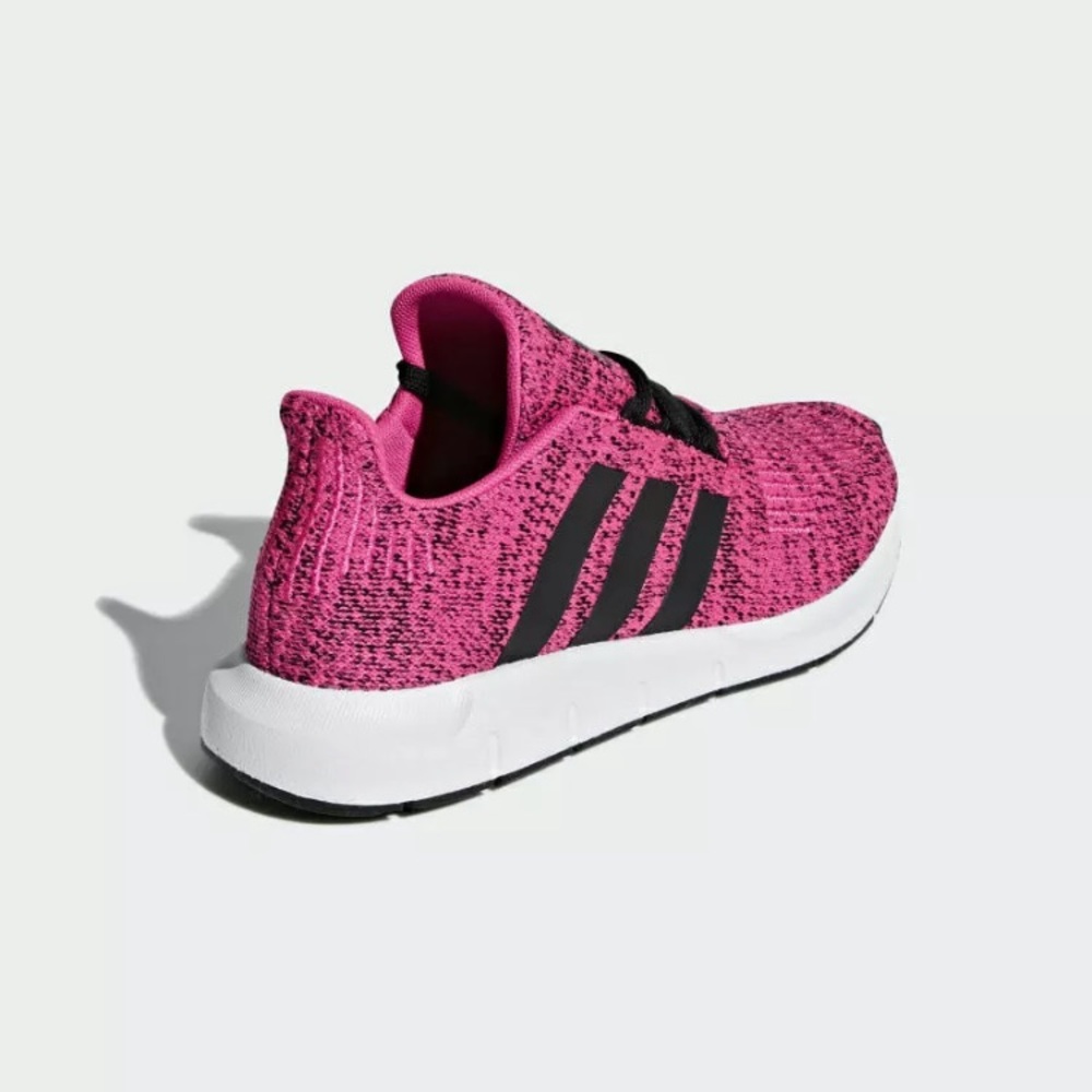 Adidas Youth Swift Run Shoes - Picture 5 of 7